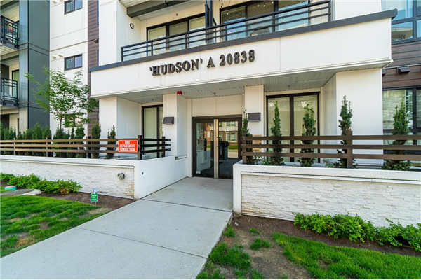 A303 20838 78B AVENUE, Langley