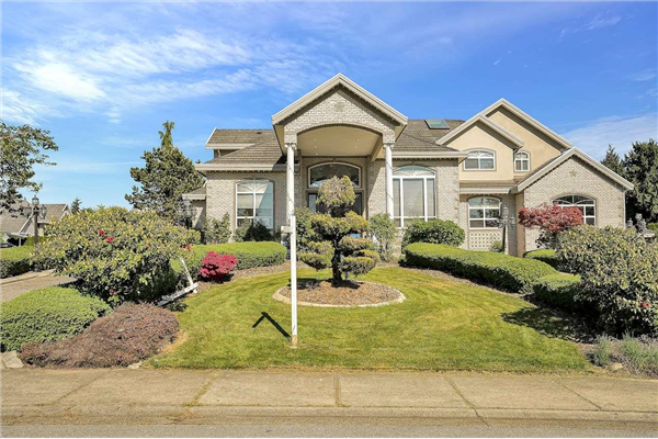 5748 123 STREET, Surrey