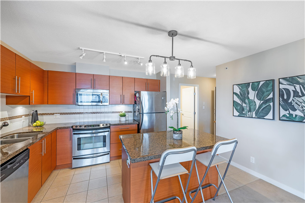 2406 5611 GORING STREET, Burnaby