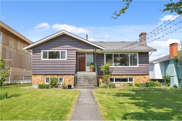 3753 WAKEFIELD COURT, Burnaby