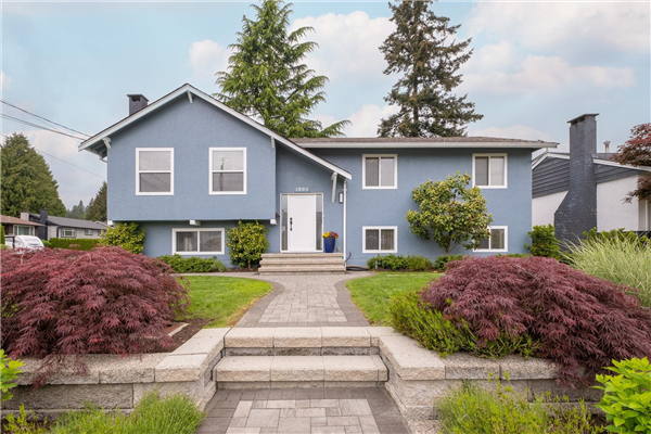 1995 ROUTLEY AVENUE, Port Coquitlam