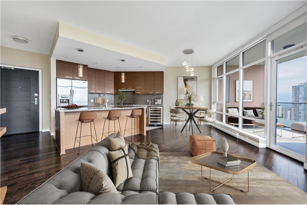 2105 6188 WILSON AVENUE, Burnaby