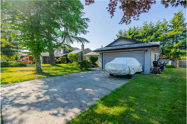 15491 ROPER AVENUE, White Rock