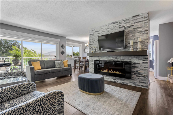 204 8725 ELM DRIVE, Chilliwack
