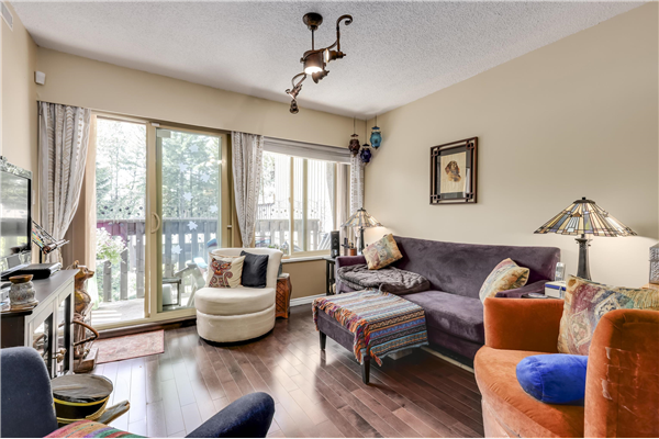 1858 PURCELL WAY, North Vancouver