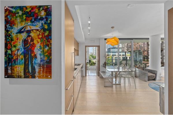 822 68 SMITHE STREET, Vancouver