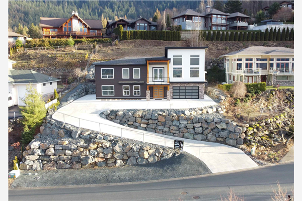 7296 MOUNT THURSTON DRIVE, Chilliwack