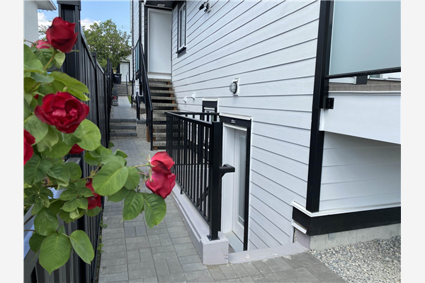 Basement Suite-2723 TURNER STREET, Vancouver