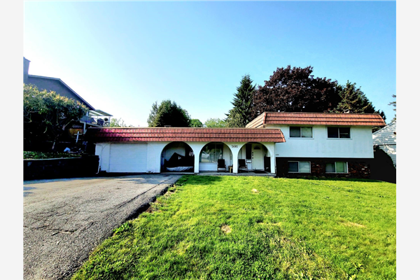 5685 FOREST STREET, Burnaby