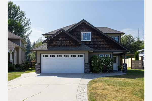 897 OCEANMOUNT BOULEVARD, Gibsons