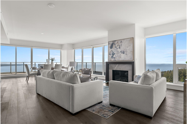 1701 1500 MARTIN STREET, White Rock