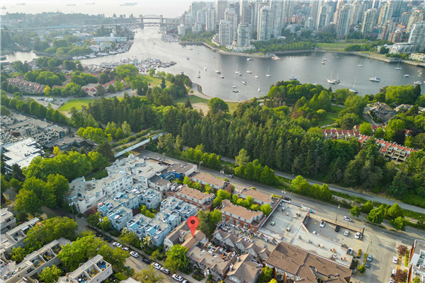 837 W 7TH AVENUE, Vancouver