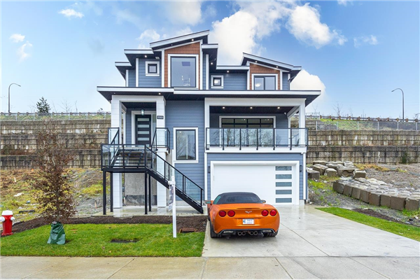 10500 MCVEETY STREET, Maple Ridge