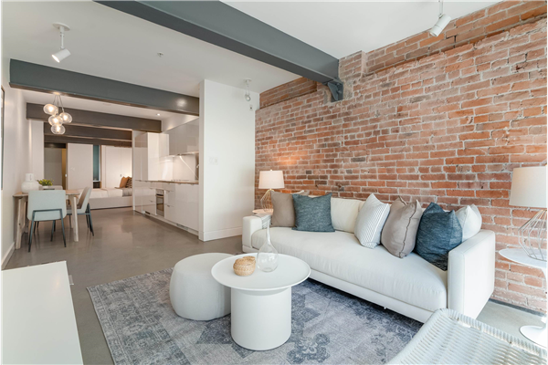 201 53 W HASTINGS STREET, Vancouver