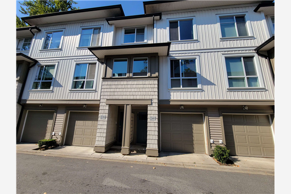 69 8355 164 STREET, Surrey
