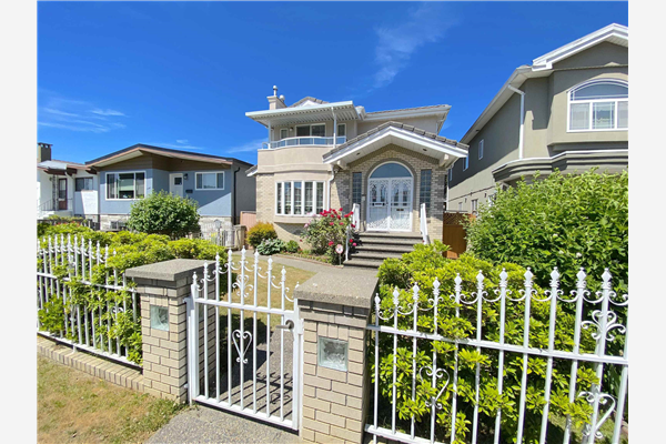 3451 E 45TH AVENUE, Vancouver