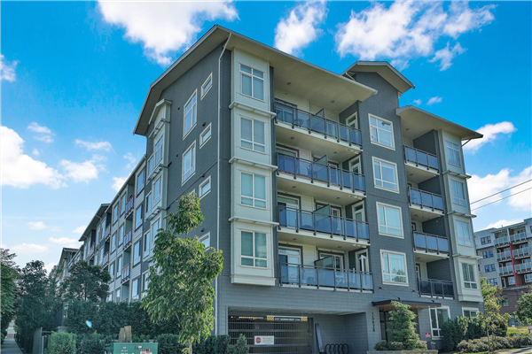 102 13628 81A AVENUE, Surrey