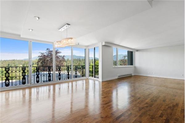401 845 CHILCO STREET, Vancouver