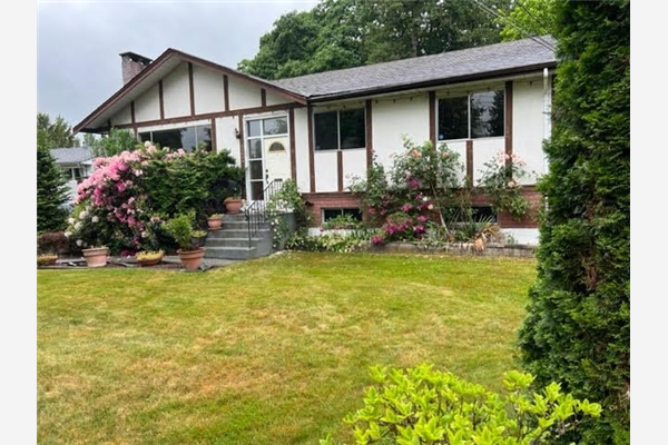 21698 SPRING CRESCENT, Maple Ridge