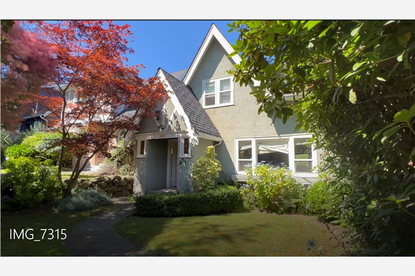 38xx W 11 AVENUE, Vancouver
