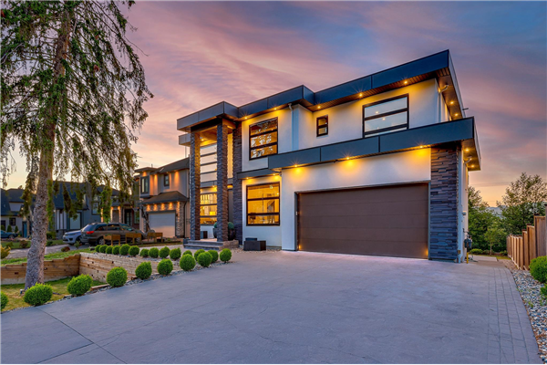 16687 31B AVENUE, Surrey