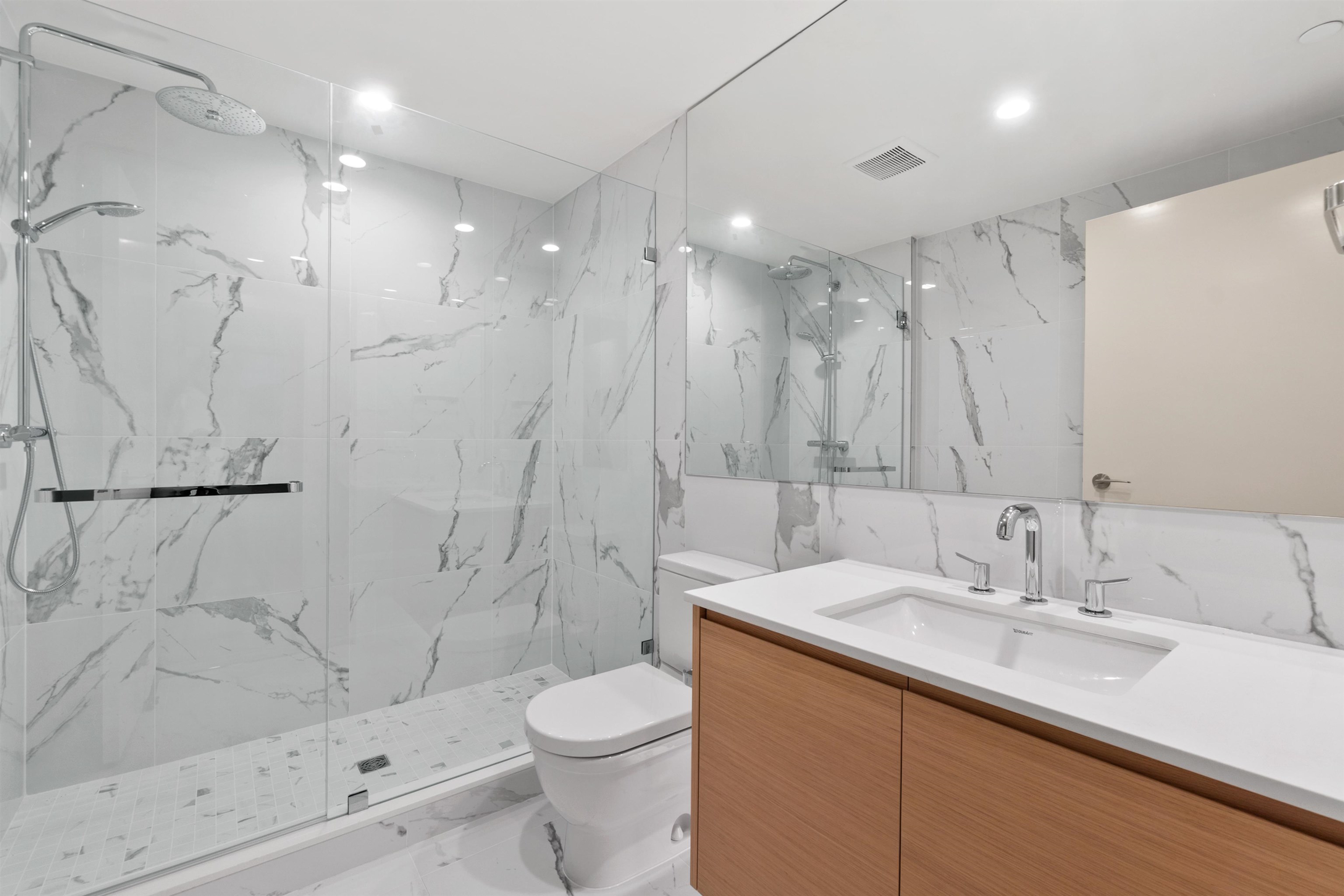 305 3639 W 16TH AVENUE, #305