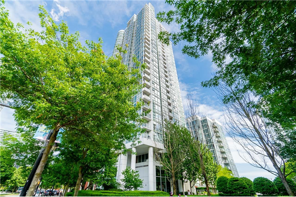 502 193 AQUARIUS MEWS, Vancouver