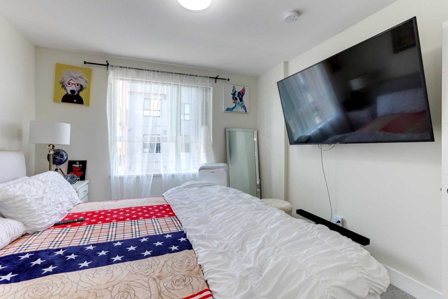 606 6960 NICHOLSON ROAD, #606