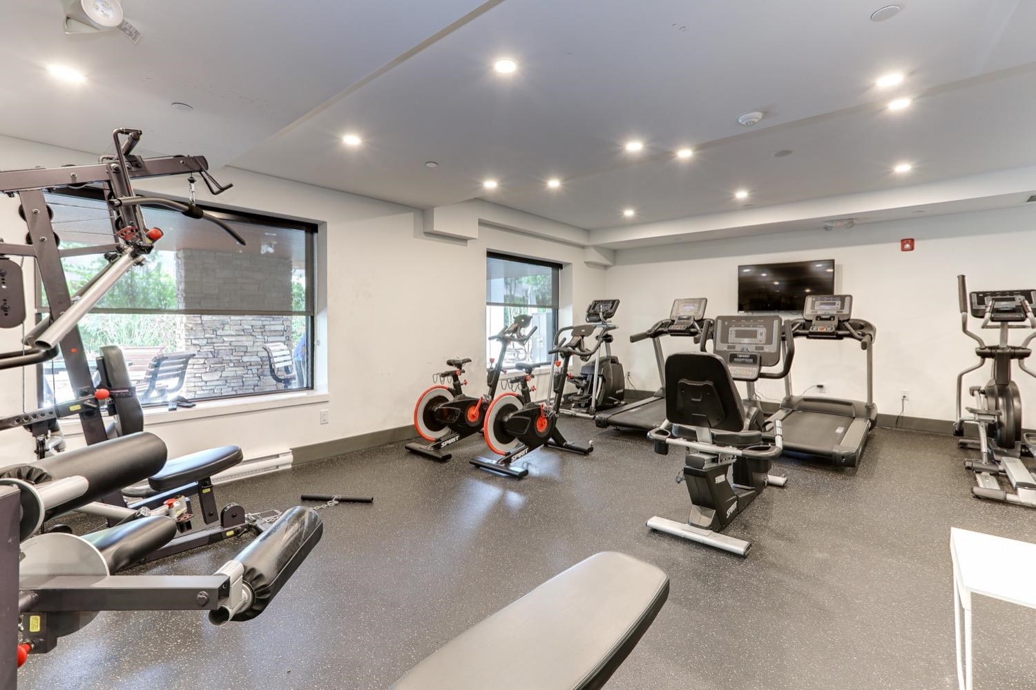 606 6960 NICHOLSON ROAD, #606