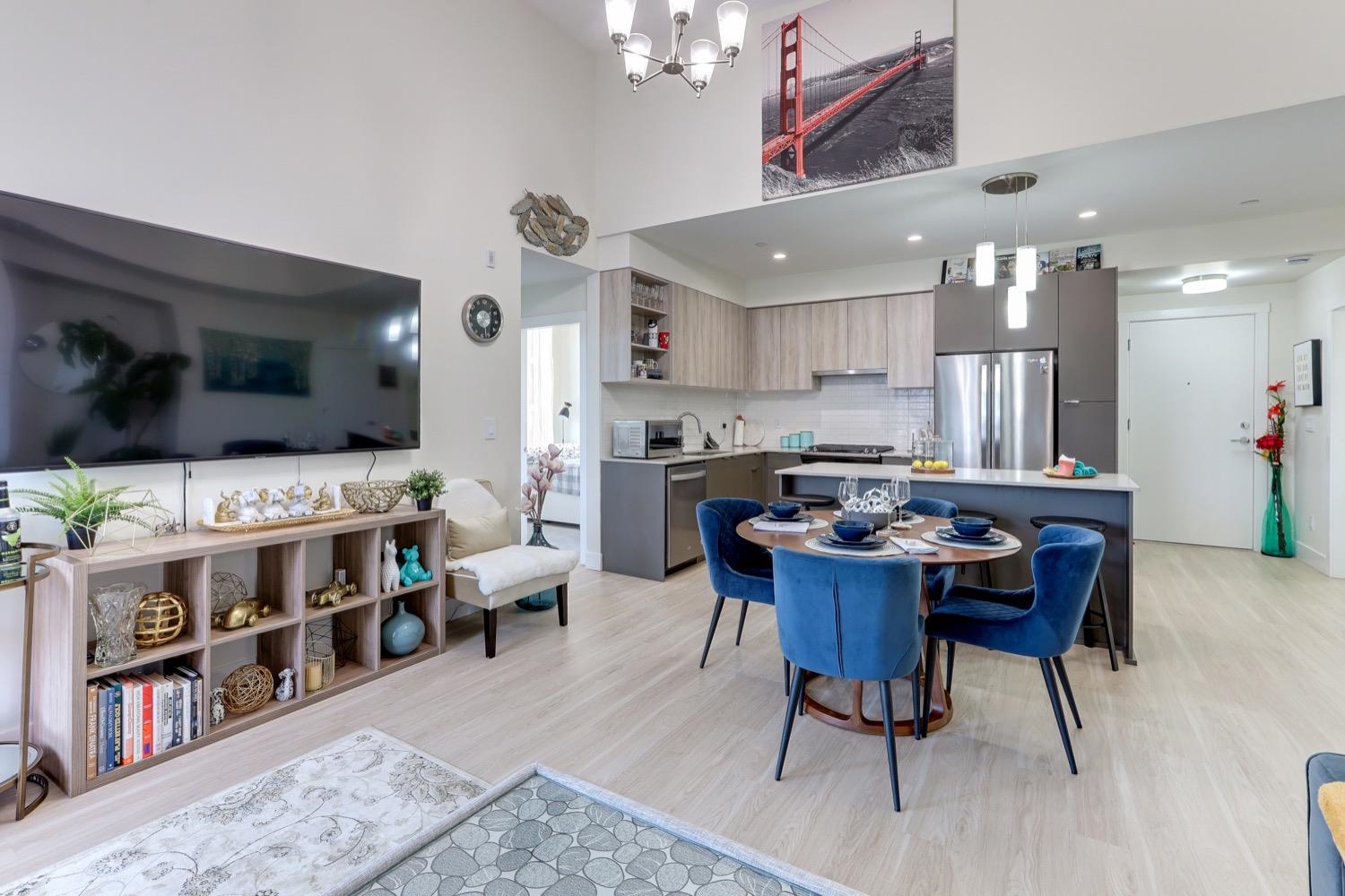 606 6960 NICHOLSON ROAD, #606