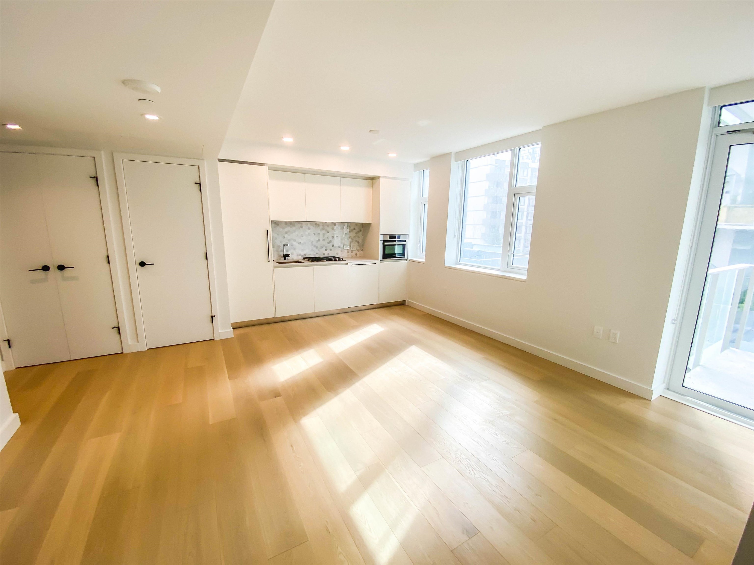 806 1180 BROUGHTON STREET, #806