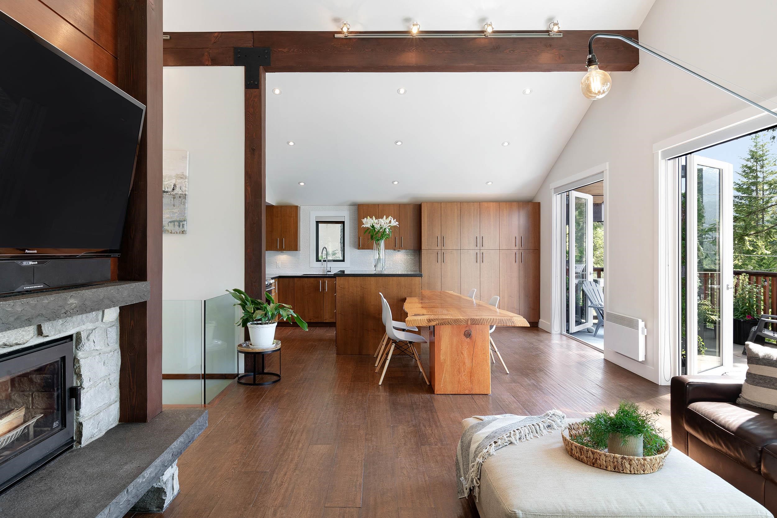 8313 CHALET DRIVE