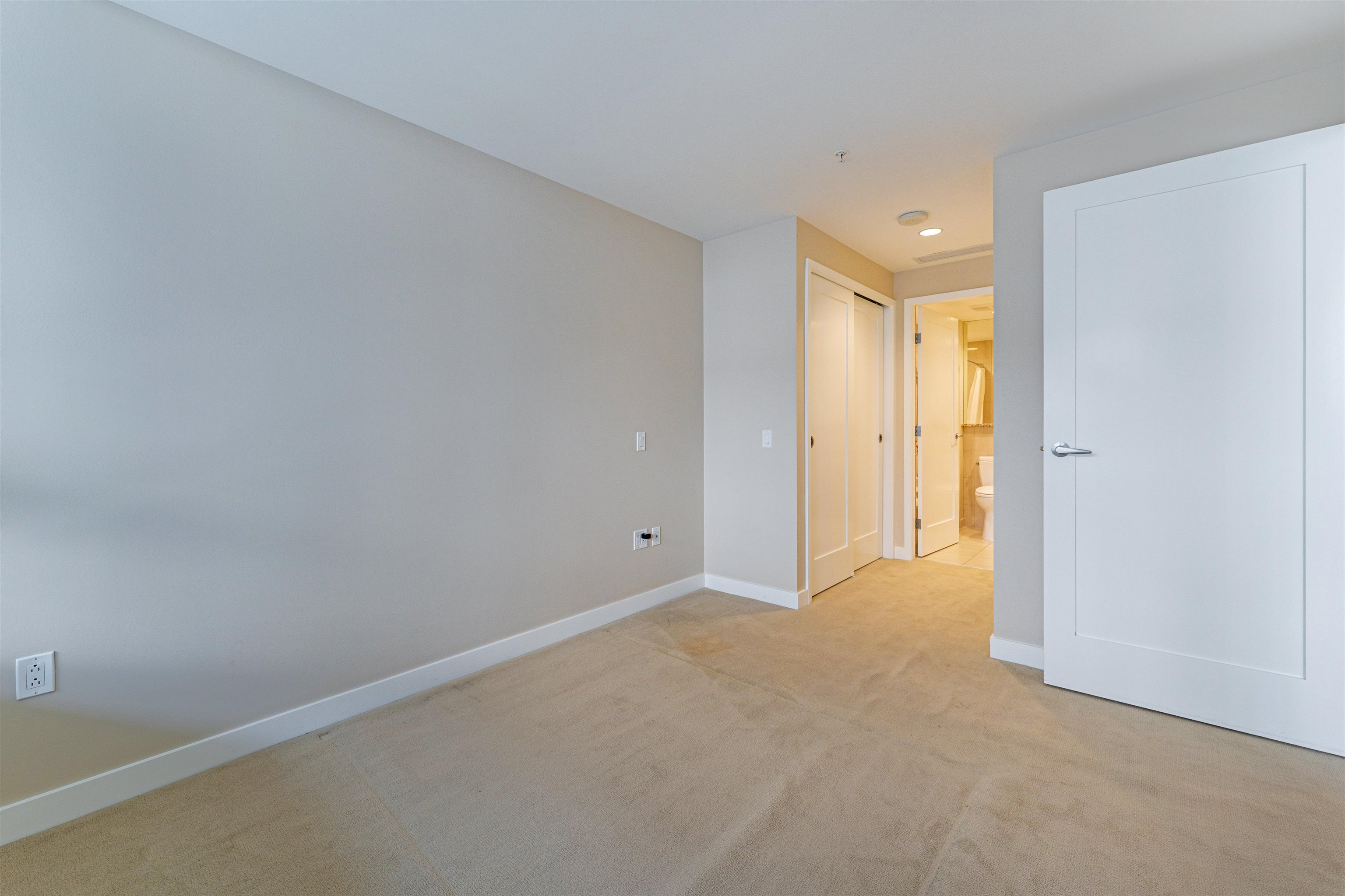 207 3382 WESBROOK MALL, #207