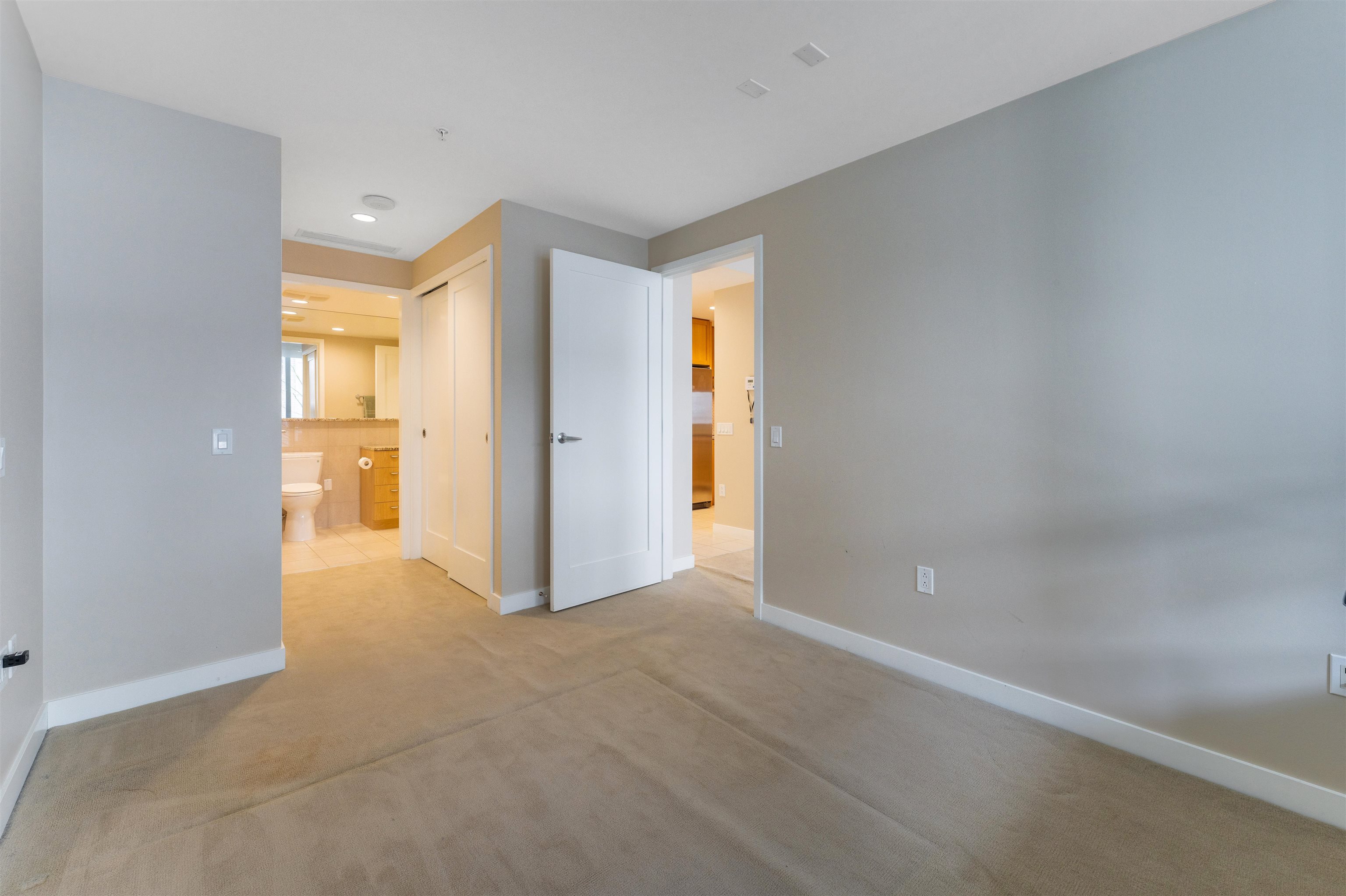 207 3382 WESBROOK MALL, #207