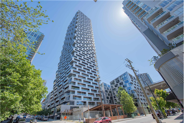 802 1480 HOWE STREET, Vancouver