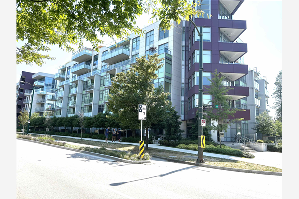 A210 4963 CAMBIE STREET, Vancouver