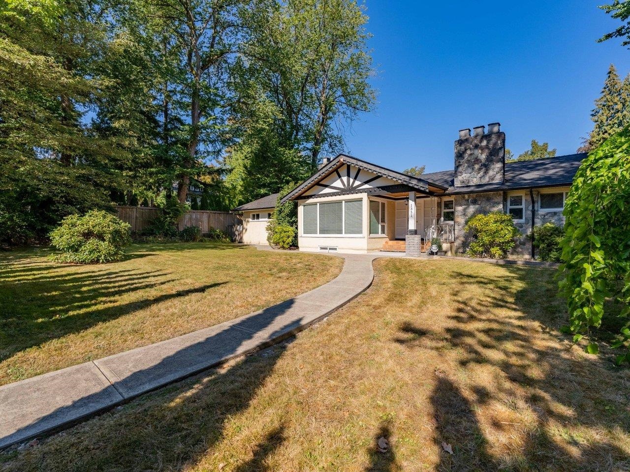 1351 W KING EDWARD AVENUE