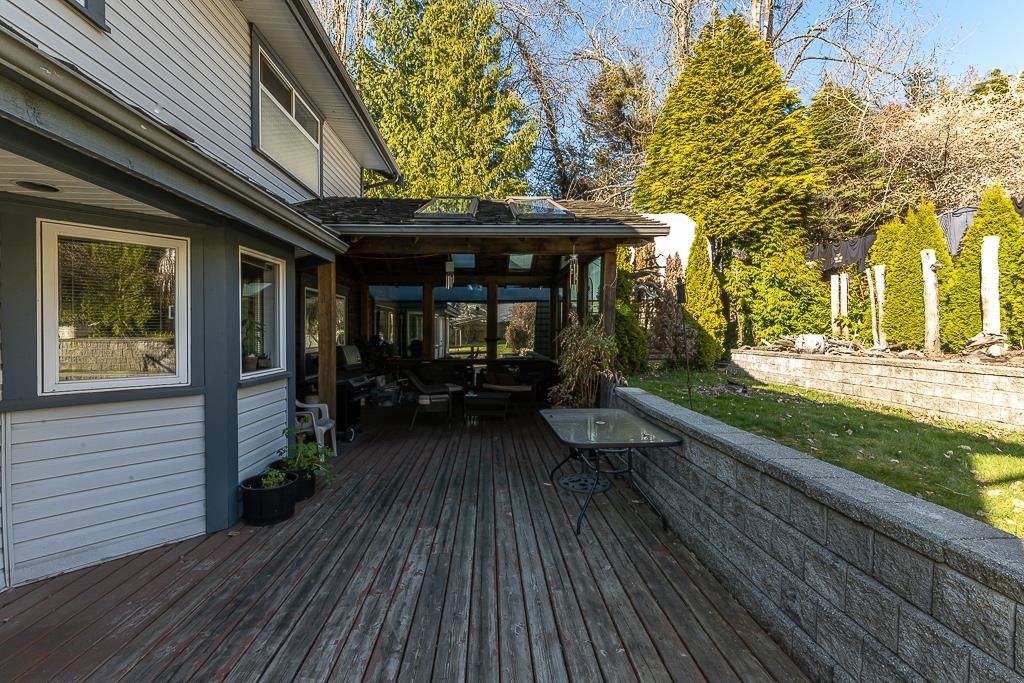 11108 RIVER ROAD
