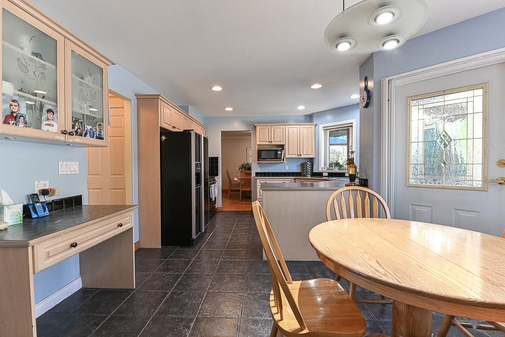 11108 RIVER ROAD