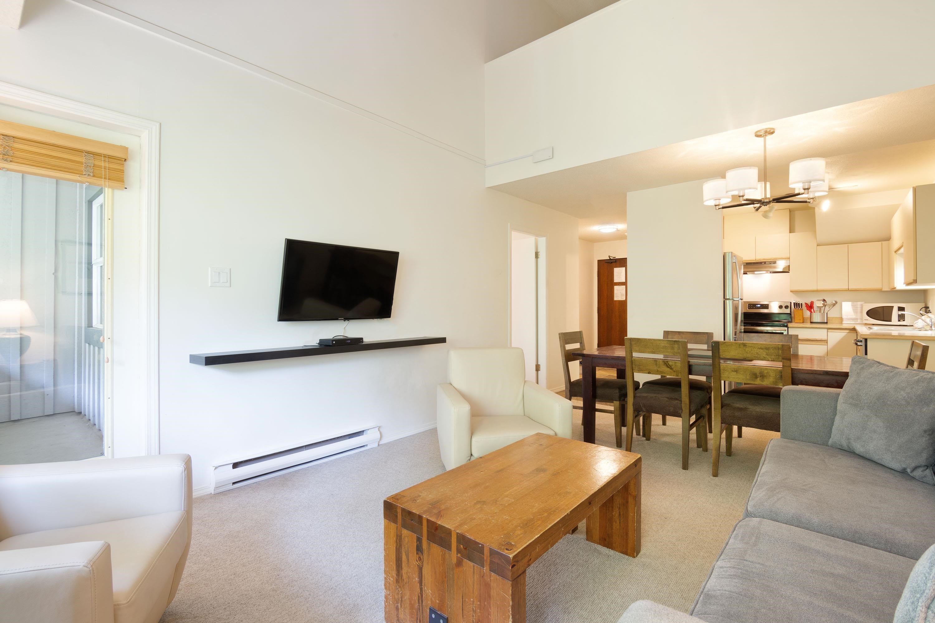 310 4573 CHATEAU BOULEVARD, #310