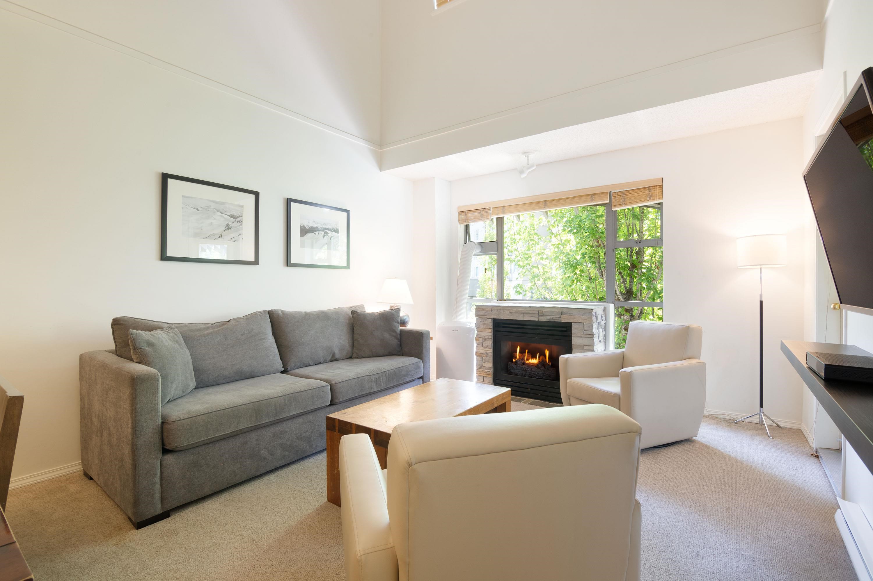 310 4573 CHATEAU BOULEVARD, #310
