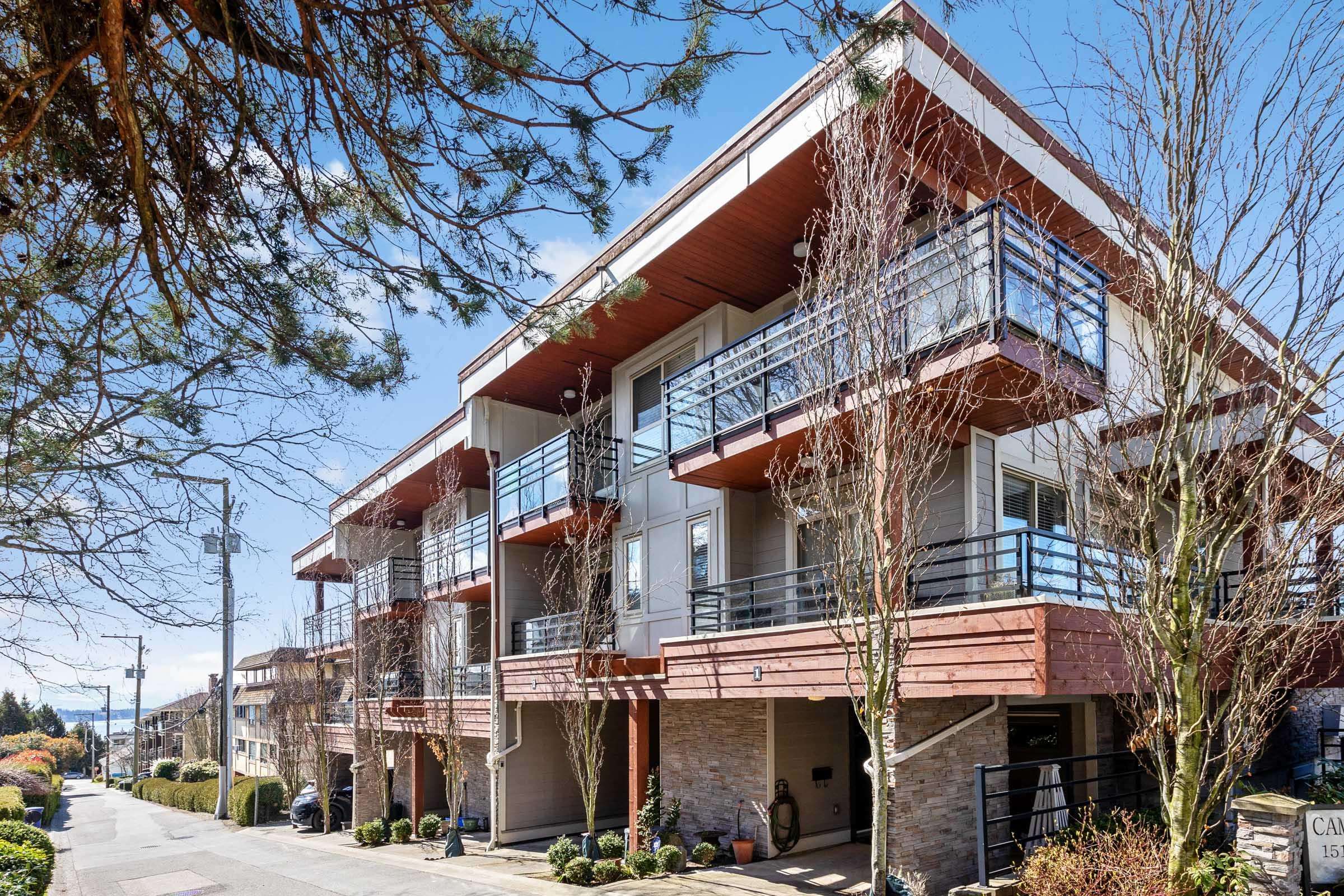 4 15118 THRIFT AVENUE, #4