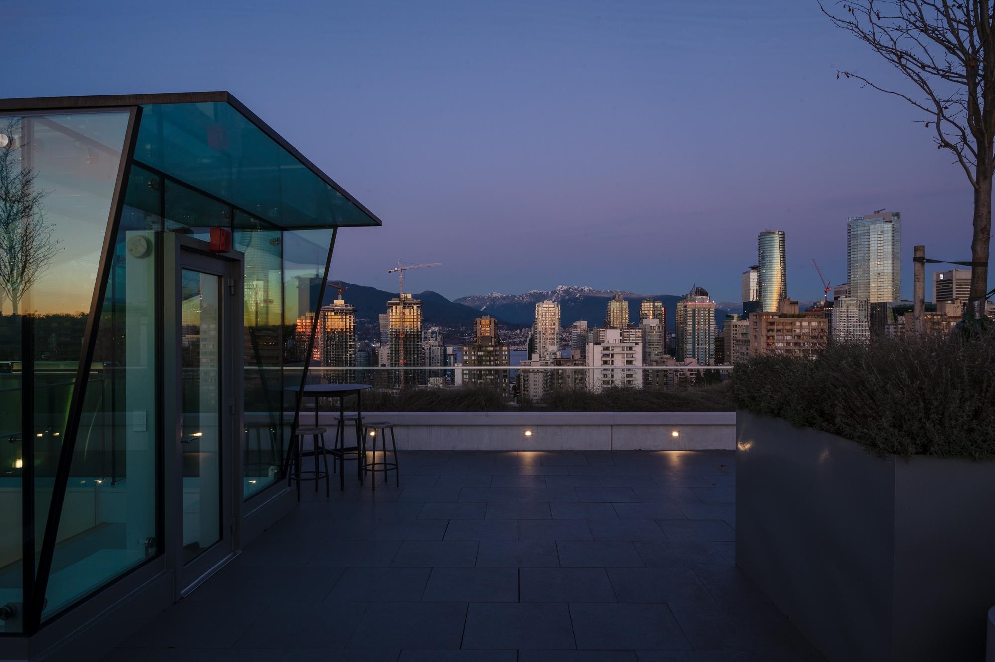 1702 1365 DAVIE STREET, #1702