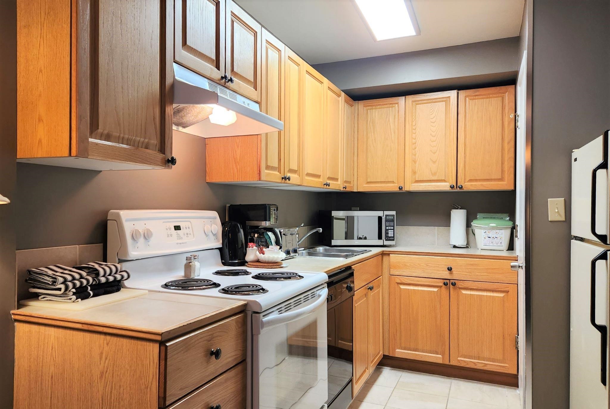 66(8) 2400 CAVENDISH WAY, #66(8)
