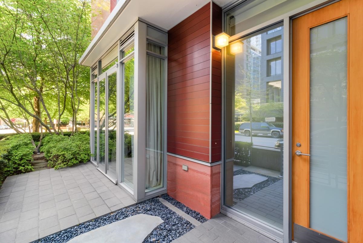 1181 W CORDOVA STREET