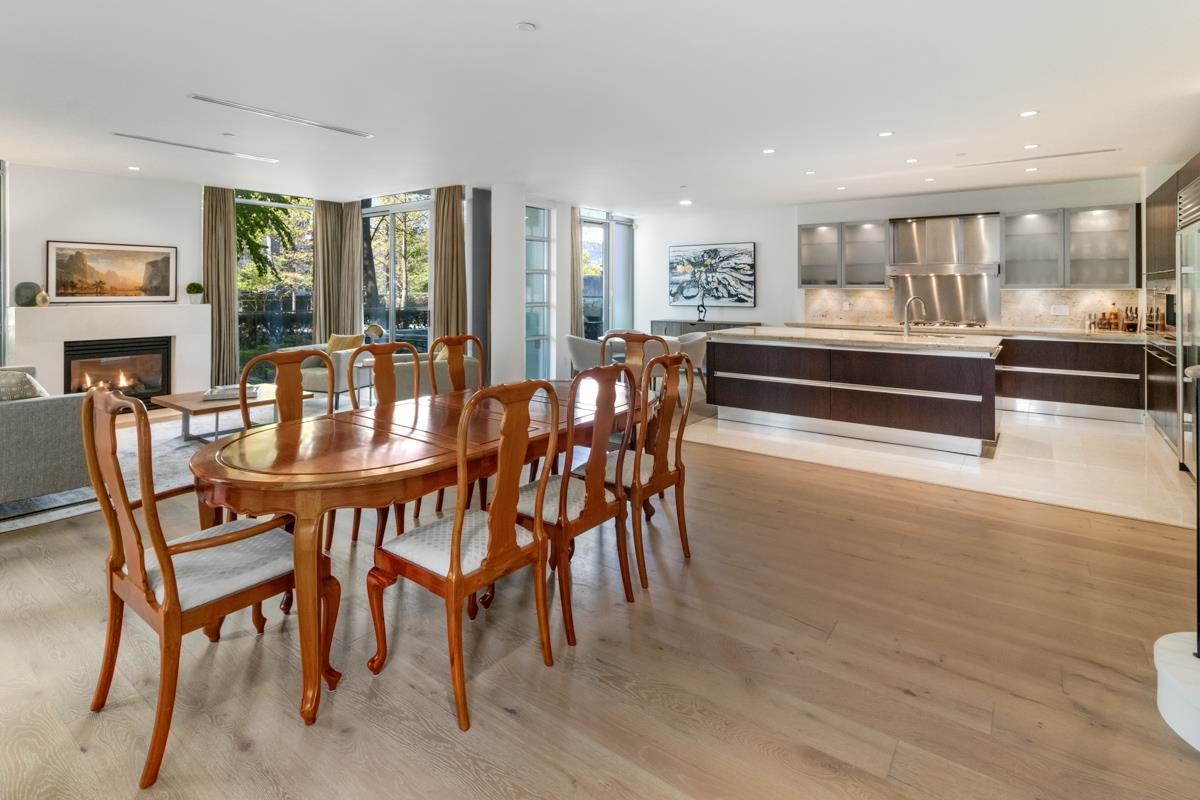 1181 W CORDOVA STREET