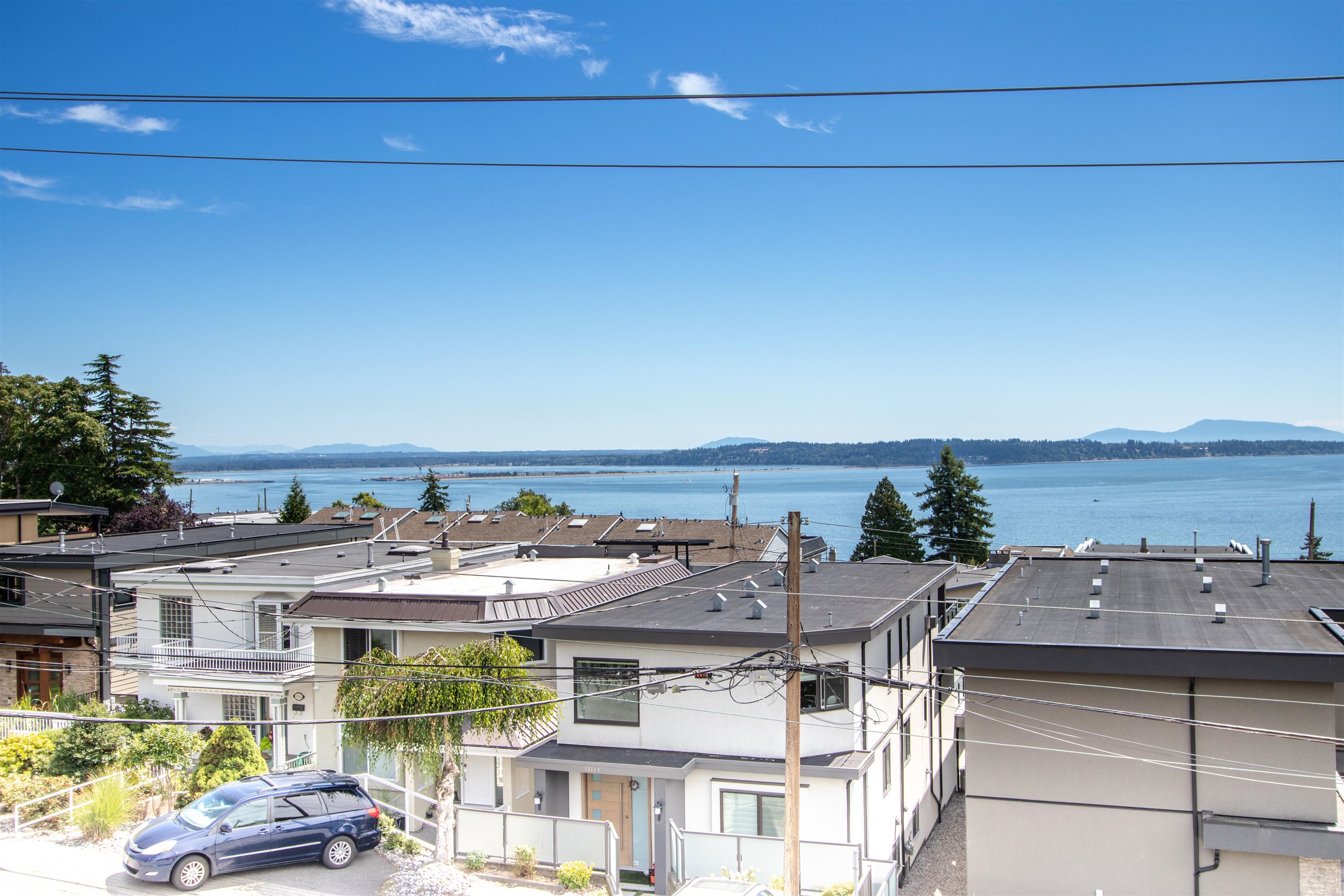 301 15131 BUENA VISTA AVENUE, #301