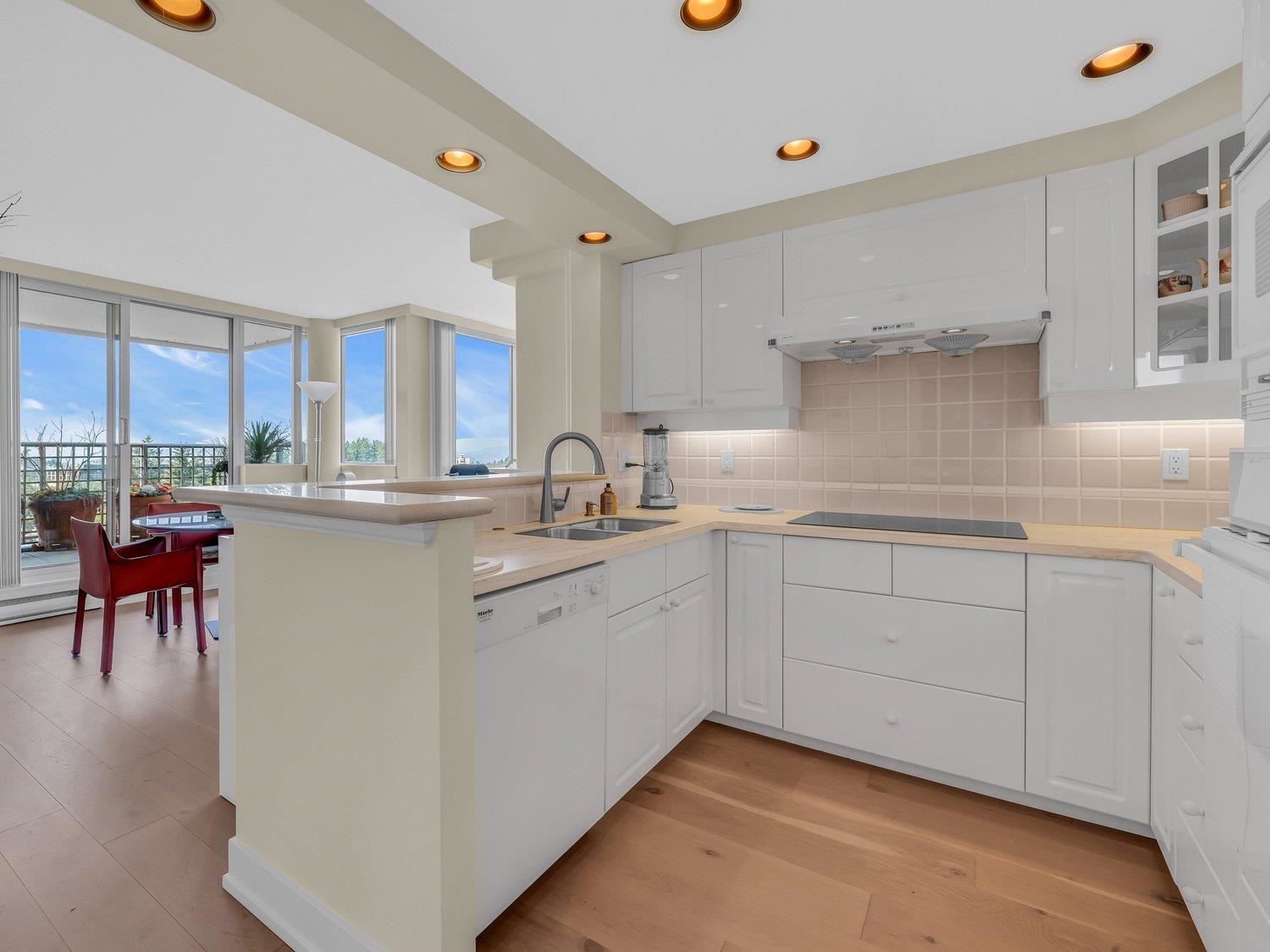 1803 5775 HAMPTON PLACE, #1803
