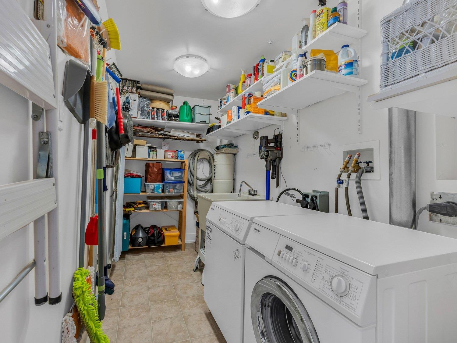 1803 5775 HAMPTON PLACE, #1803