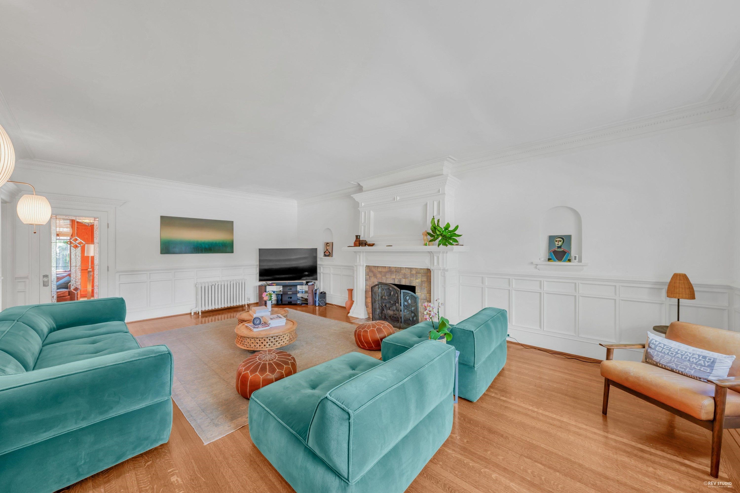 1564 W 26TH AVENUE